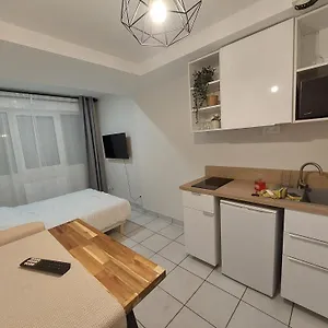 apt-lyon-flachet.hotels-rhonealpes.com/